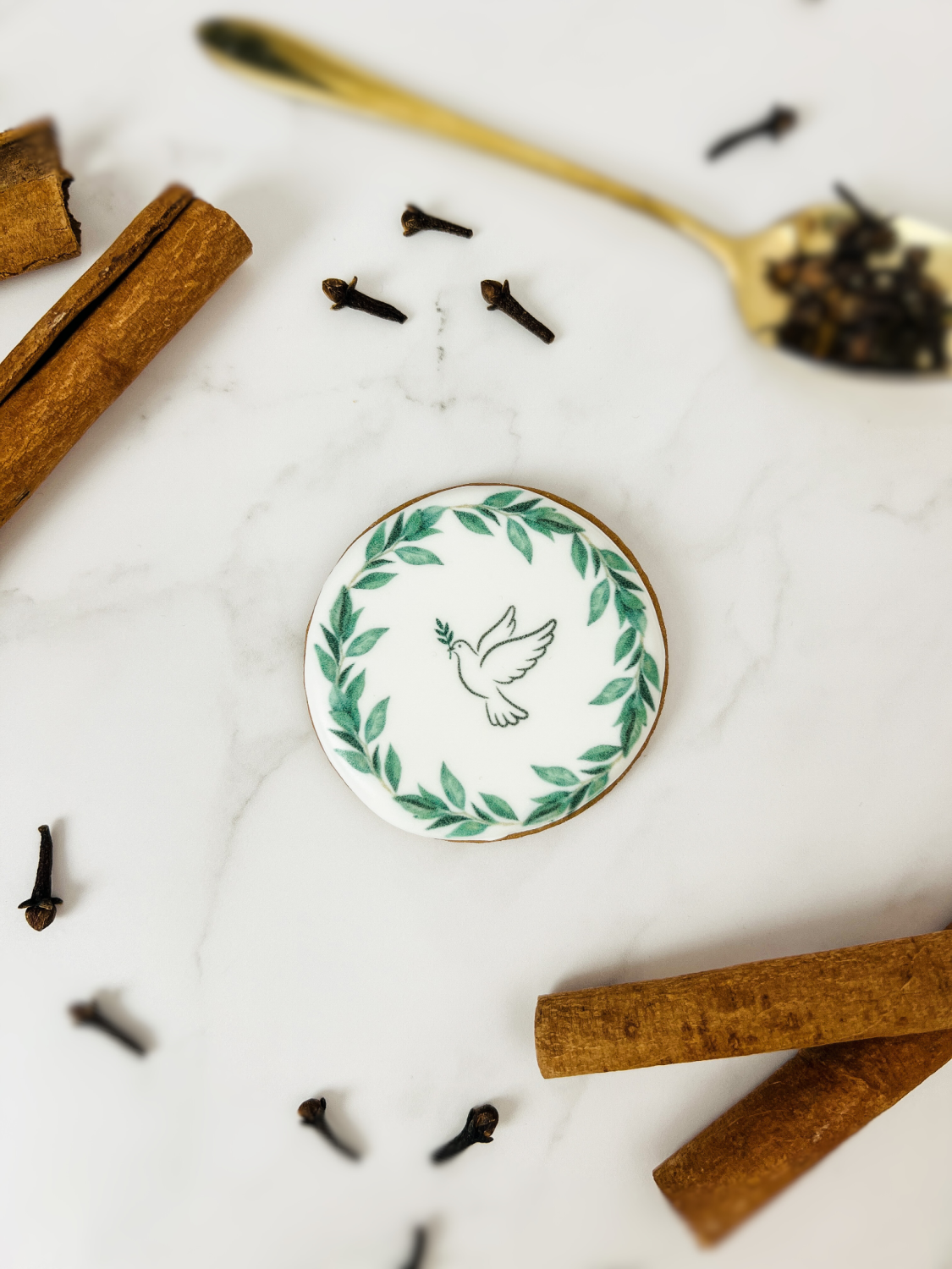 piernik koło z gołąbkiem