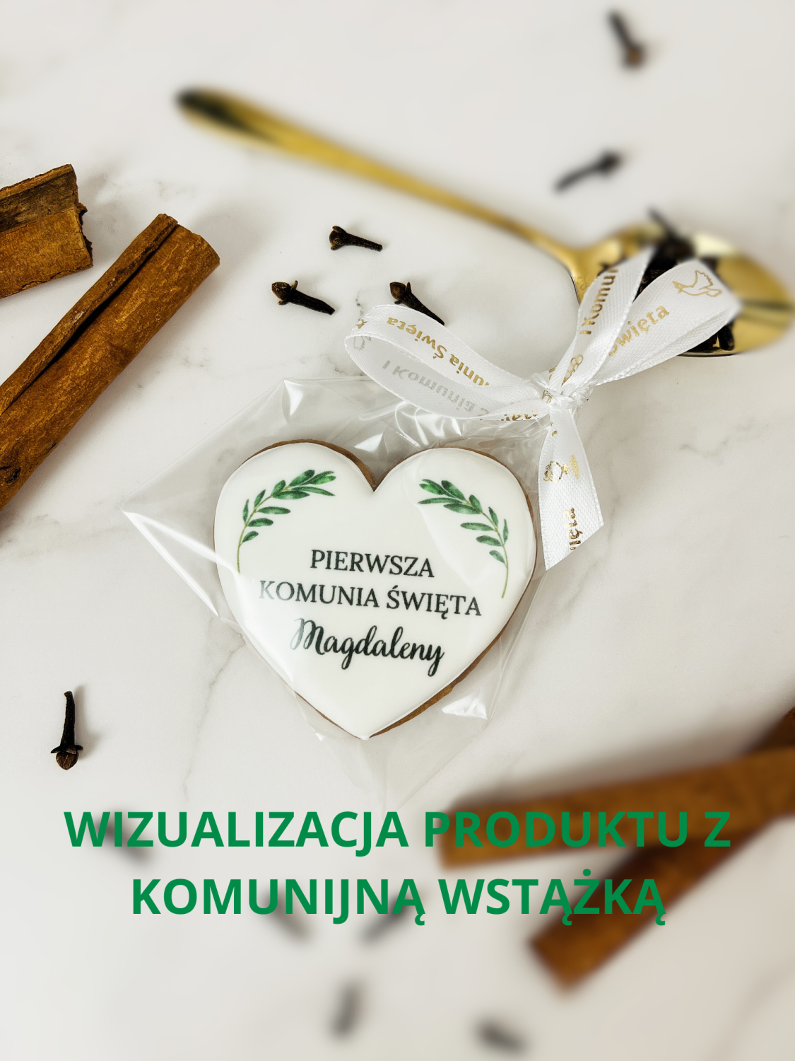 piernik z komunijną wstążką