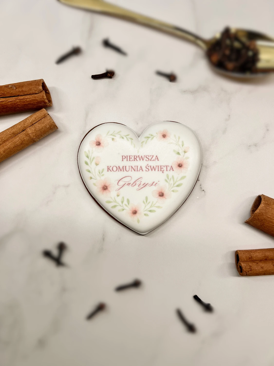 Piernik serce w kwiaty - podziękowanie dla gości komunijnych